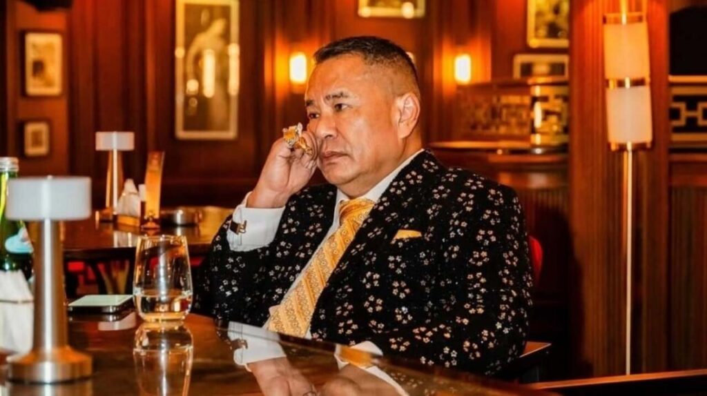 Hotman Paris Bongkar Rahasia Sukses! Dari Bank Indonesia hingga Jadi Pengacara Kondang Indonesia