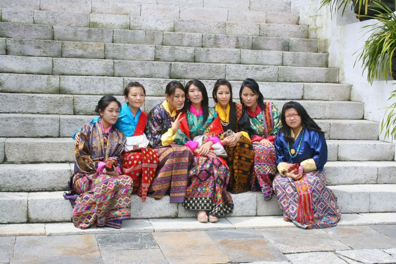 Jadi Negara Paling Bahagia di Dunia, Ternyata Warga Bhutan Punya Kebiasaan Sederhana Ini