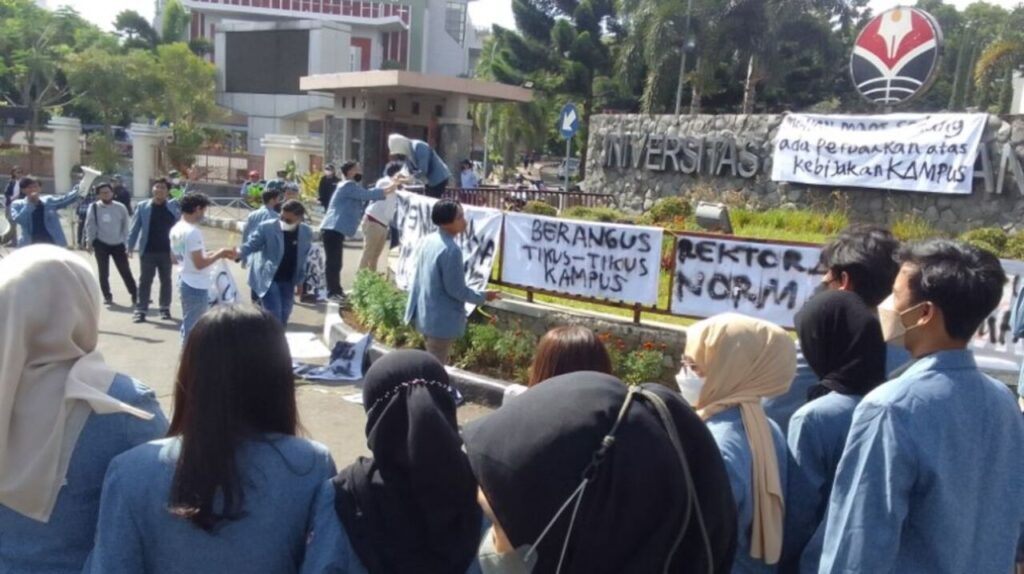 Mahasiswa UPI Ditahan Polisi, Kampus Ungkap Fakta Mengejutkan soal Aksi Demo!